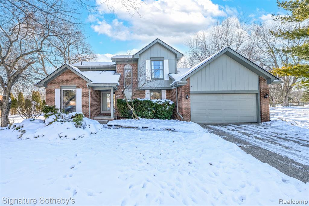 1487 Antler Court Rochester, MI 48309 - Photo 1 of 40