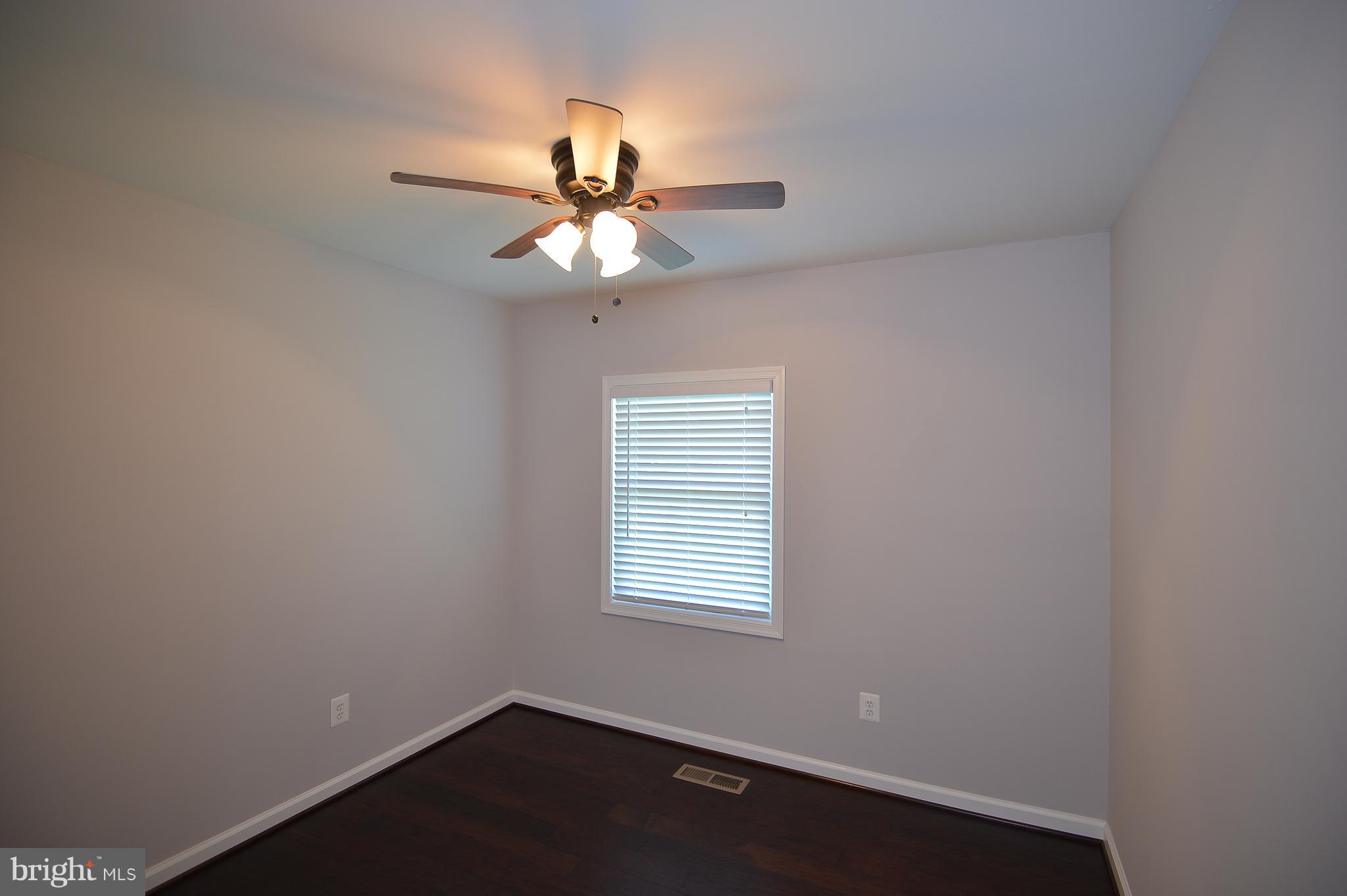 208 Acadia Road Waldorf, MD 20602 - Photo 11 of 29 Bedroom