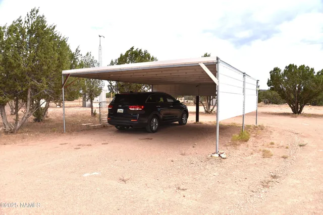 a view of a storage & utility room