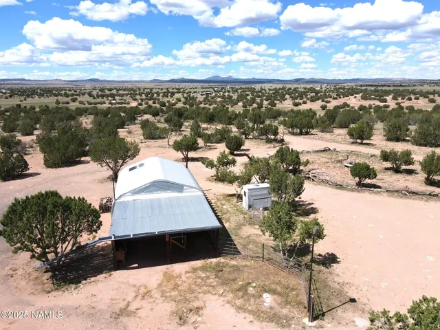 $400,000 | 45437 North Jacqueline Hill Drive, Ash Fork, AZ 86320