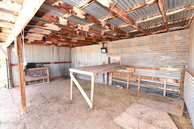 $400,000 | 45437 North Jacqueline Hill Drive, Ash Fork, AZ 86320