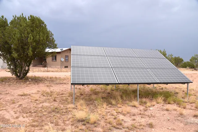 $400,000 | 45437 North Jacqueline Hill Drive, Ash Fork, AZ 86320