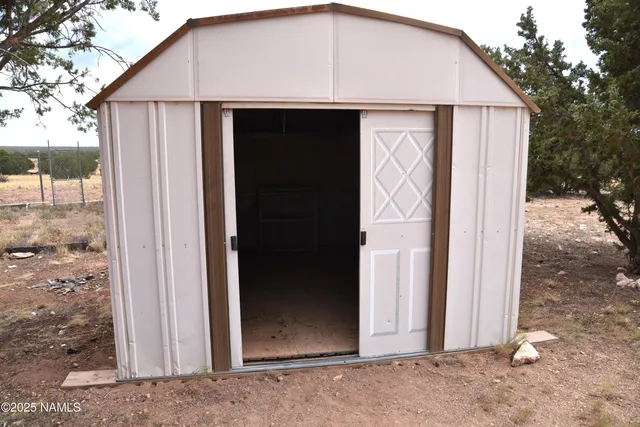 $400,000 | 45437 North Jacqueline Hill Drive, Ash Fork, AZ 86320