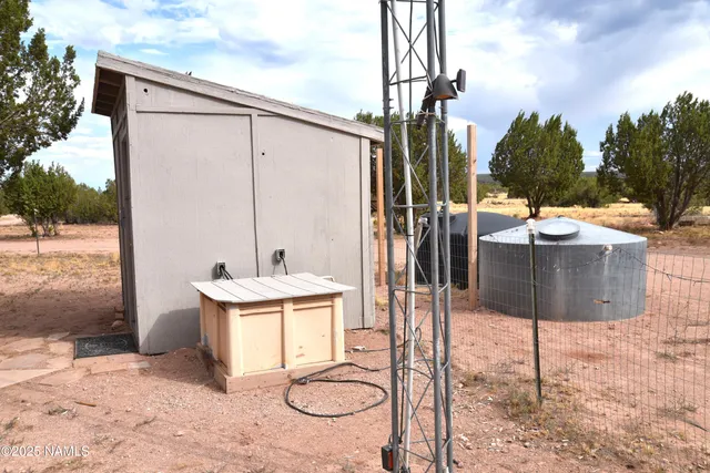 $400,000 | 45437 North Jacqueline Hill Drive, Ash Fork, AZ 86320