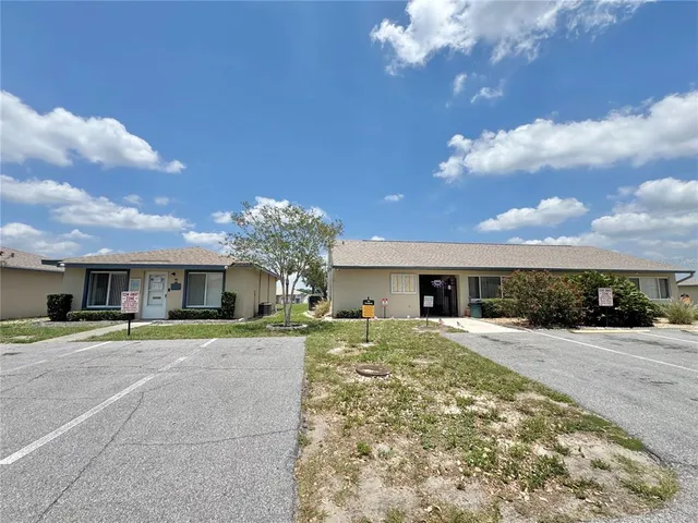 $1,400 | 398 Winter Ridge Boulevard, Unit 398, Winter Haven, FL 33881