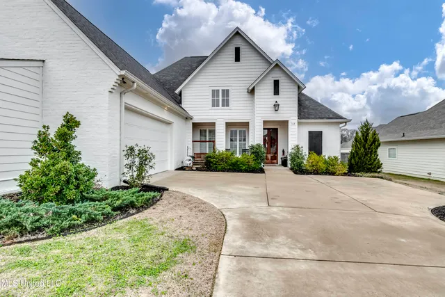 $405,000 | 168 Glenwild Trail, Canton, MS 39046