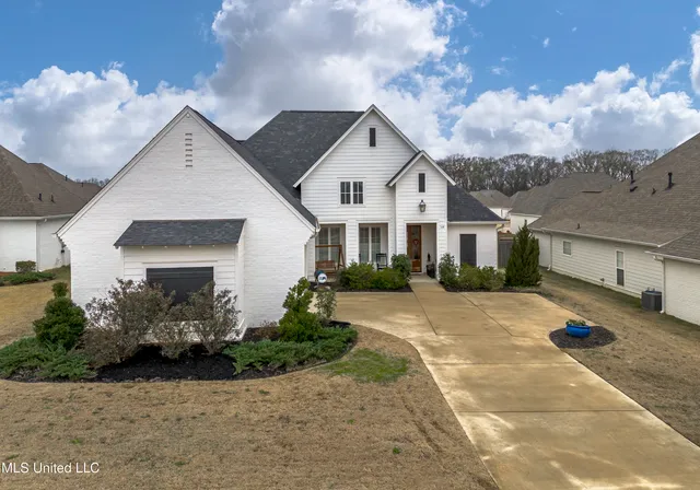 $405,000 | 168 Glenwild Trail, Canton, MS 39046
