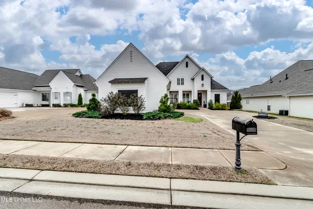 $405,000 | 168 Glenwild Trail, Canton, MS 39046