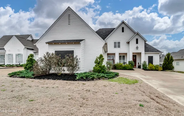 $405,000 | 168 Glenwild Trail, Canton, MS 39046