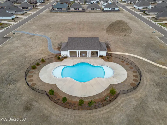 $405,000 | 168 Glenwild Trail, Canton, MS 39046