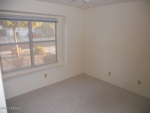 7563 West Redfield Road Peoria, AZ 85381 - Photo 20 of 25 023-263566 bedroom 1