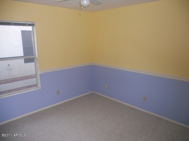 7563 West Redfield Road Peoria, AZ 85381 - Photo 21 of 25 023-263566 bedroom 2