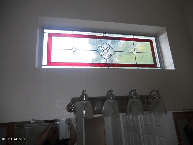 7563 West Redfield Road Peoria, AZ 85381 - Photo 24 of 25 023-263566 mstr bath window