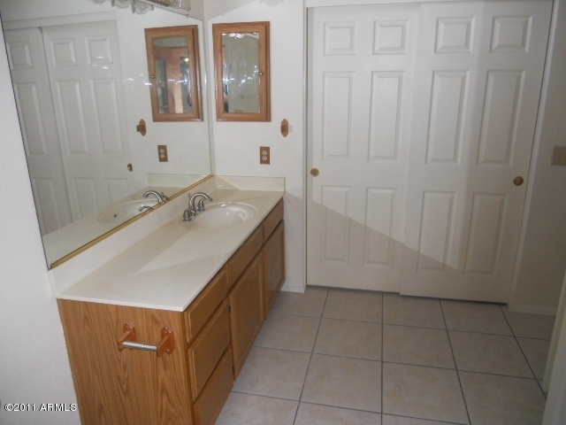 7563 West Redfield Road Peoria, AZ 85381 - Photo 25 of 25 023-263566 master bathroom 2