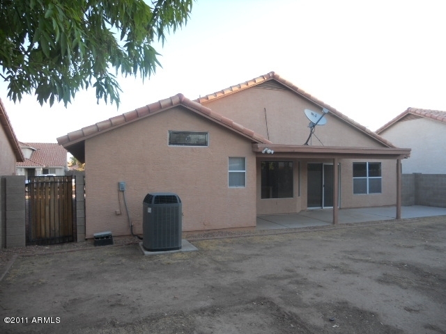 7563 West Redfield Road Peoria, AZ 85381 - Photo 6 of 25 023-263566 back left