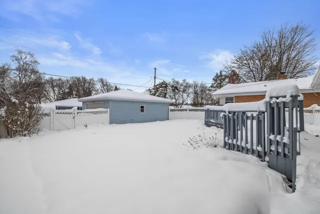 $275,000 | 8003 49th Avenue, Kenosha, WI 53142