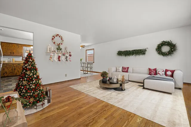 $275,000 | 8003 49th Avenue, Kenosha, WI 53142