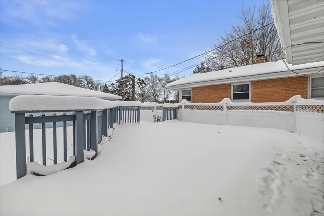 $275,000 | 8003 49th Avenue, Kenosha, WI 53142