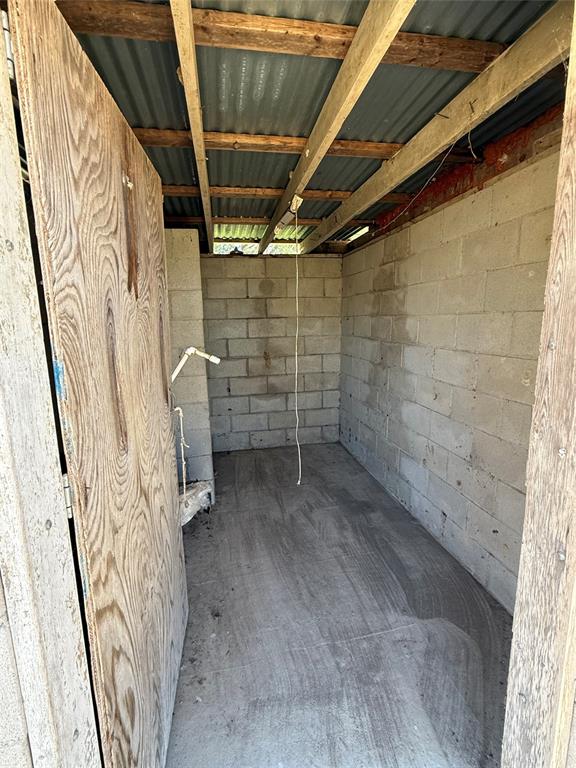 729 County Road 1304 Morgan, TX 76671 - Photo 10 of 32