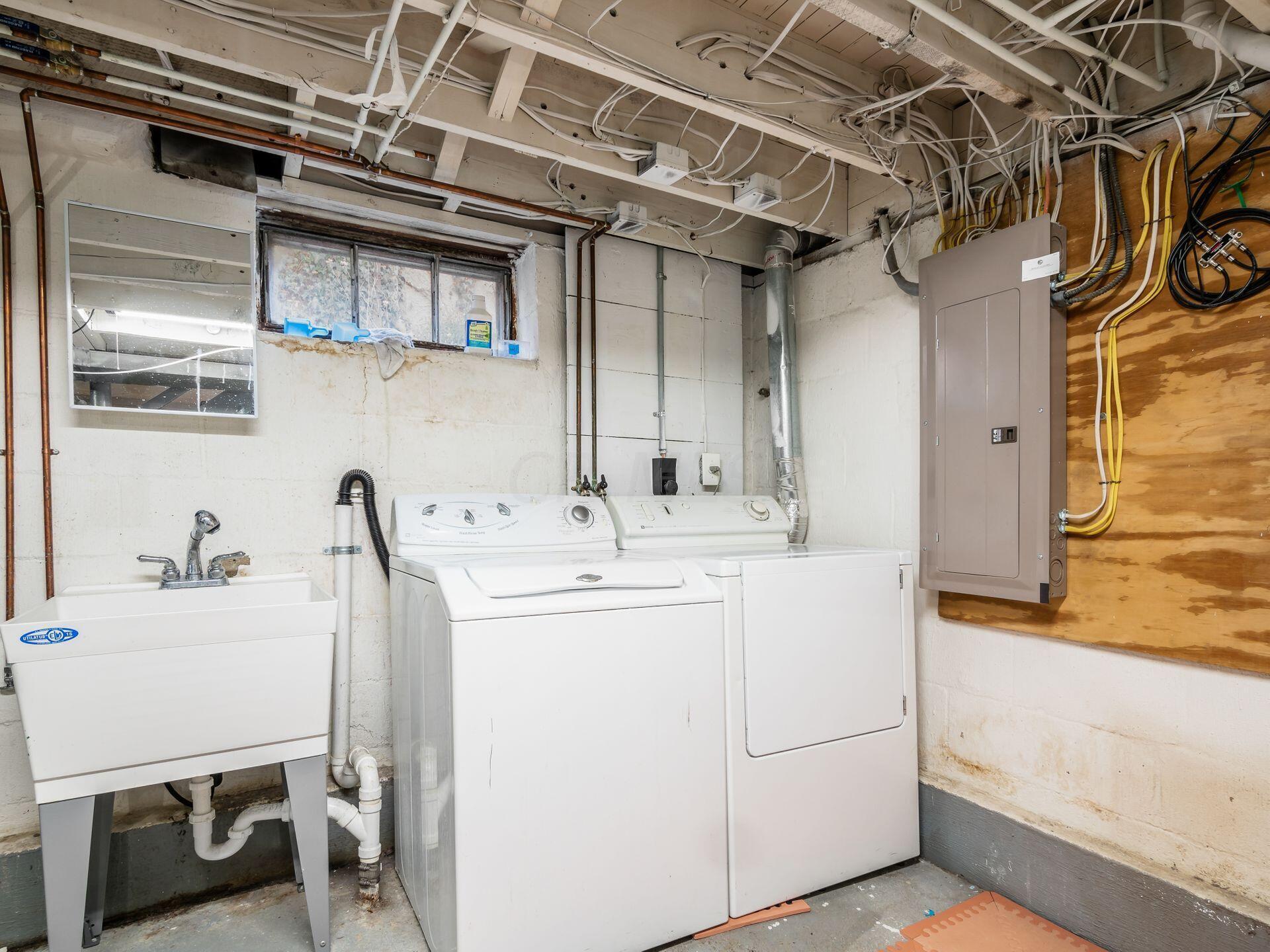 177 North Ardmore Road Bexley, OH 43209 - Photo 50 of 64 Lower Level Laundry Area
