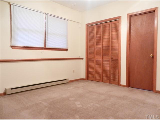 4955 Cheek Road Durham, NC 27704 - Photo 11 of 20