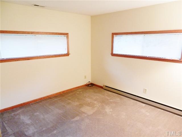 4955 Cheek Road Durham, NC 27704 - Photo 15 of 20