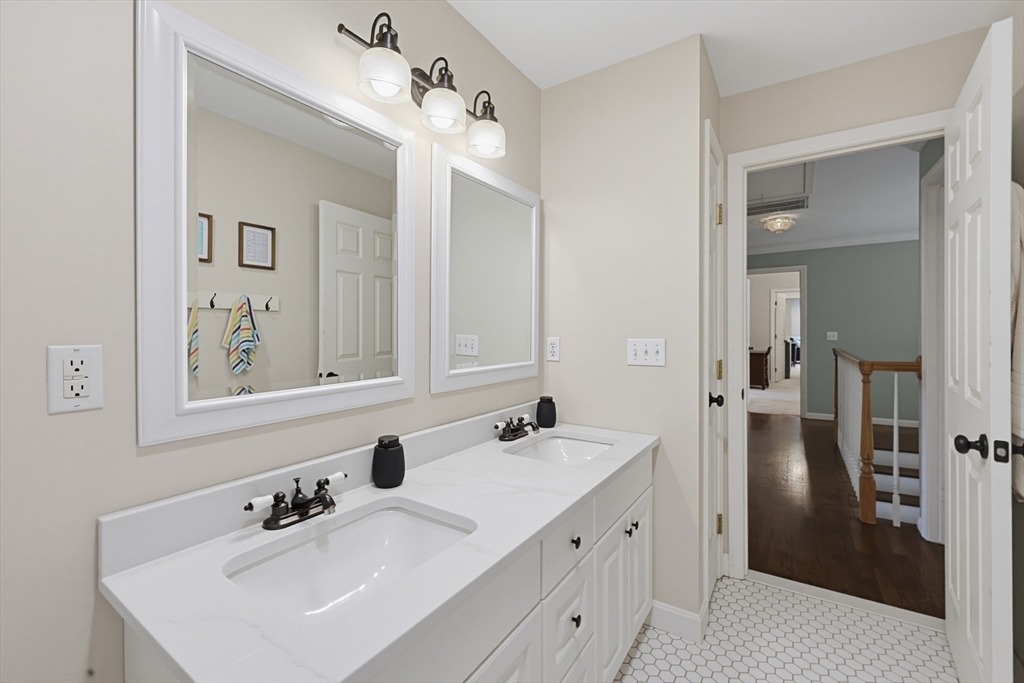15 Applewood Road Norfolk, MA 02056 - Photo 23 of 42