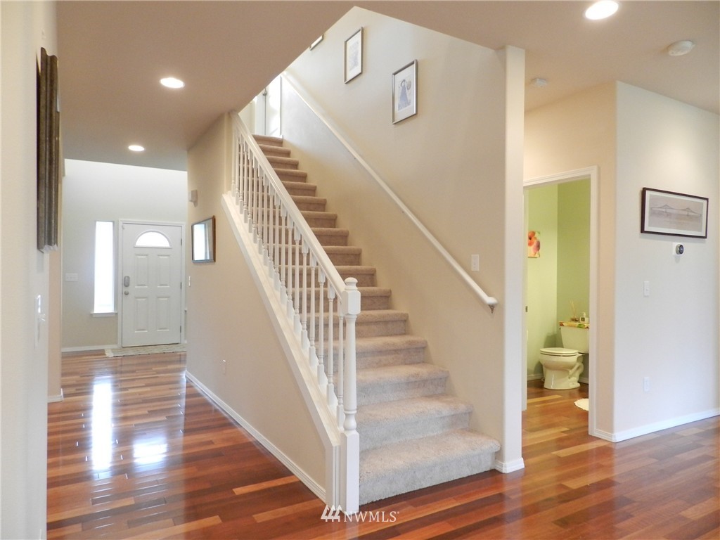 18301 34th Avenue Southeast Bothell, WA 98012 - Photo 11 of 21 Gallery Image 11