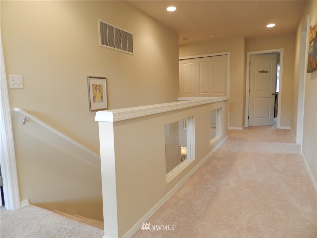 18301 34th Avenue Southeast Bothell, WA 98012 - Photo 17 of 21 Gallery Image 17