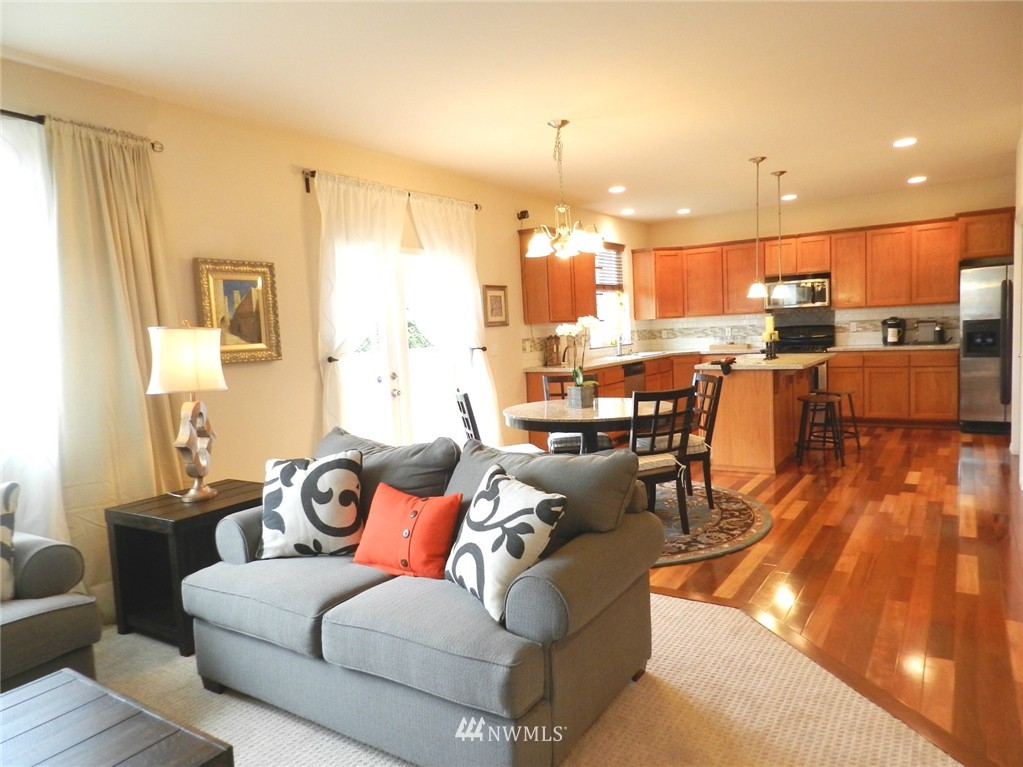 18301 34th Avenue Southeast Bothell, WA 98012 - Photo 7 of 21 Gallery Image 7