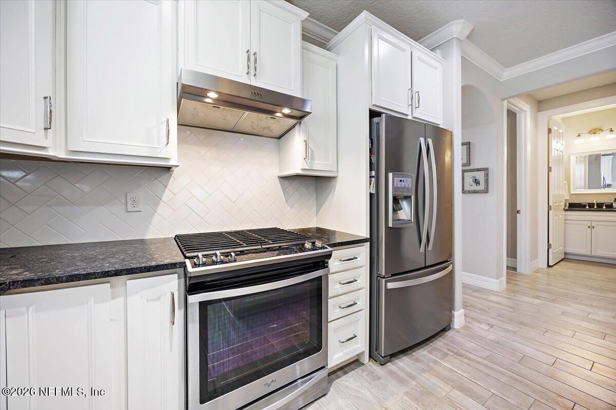 86 Rock Spg Loop St. Augustine, FL 32095 - Photo 11 of 32 11-Kitchen -