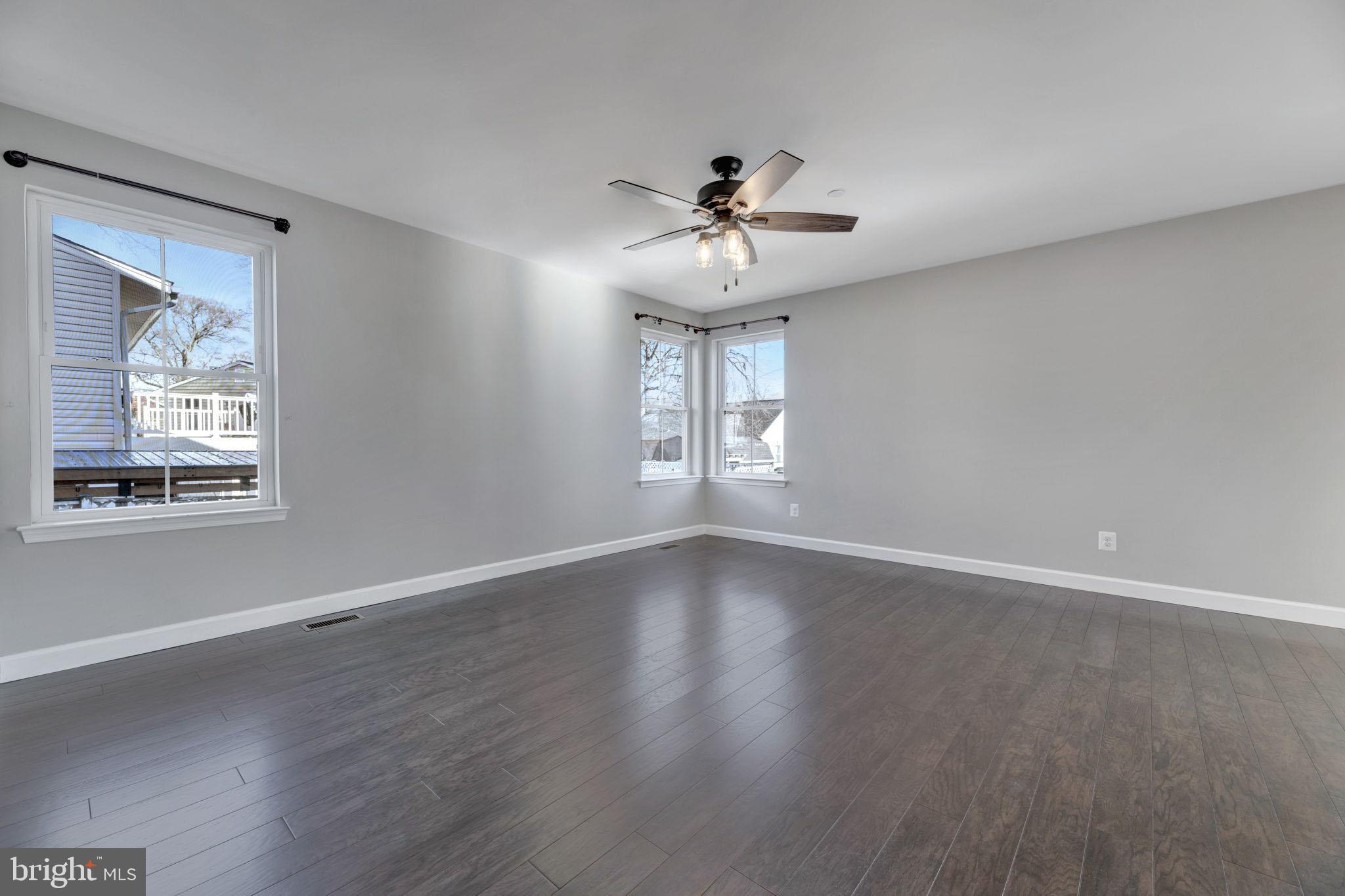 1603 Cambridge Road Edgewater, MD 21037 - Photo 12 of 35