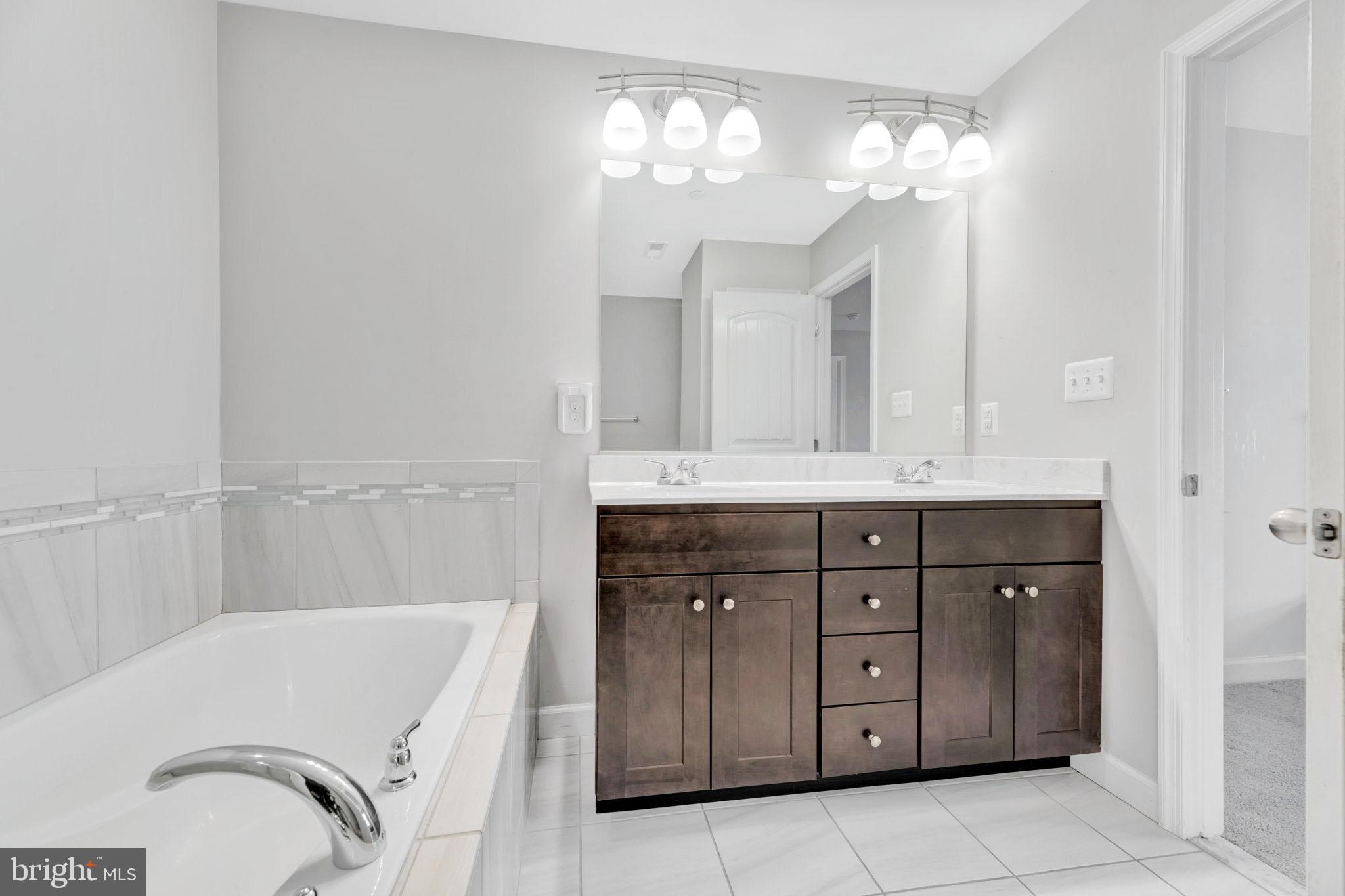 1603 Cambridge Road Edgewater, MD 21037 - Photo 19 of 35
