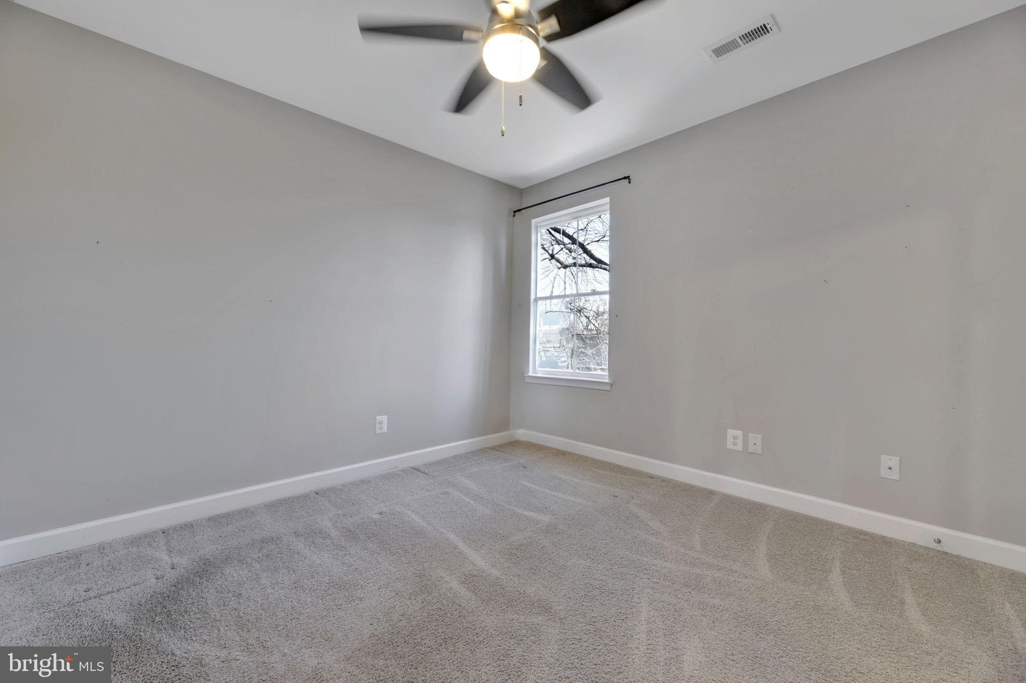 1603 Cambridge Road Edgewater, MD 21037 - Photo 21 of 35