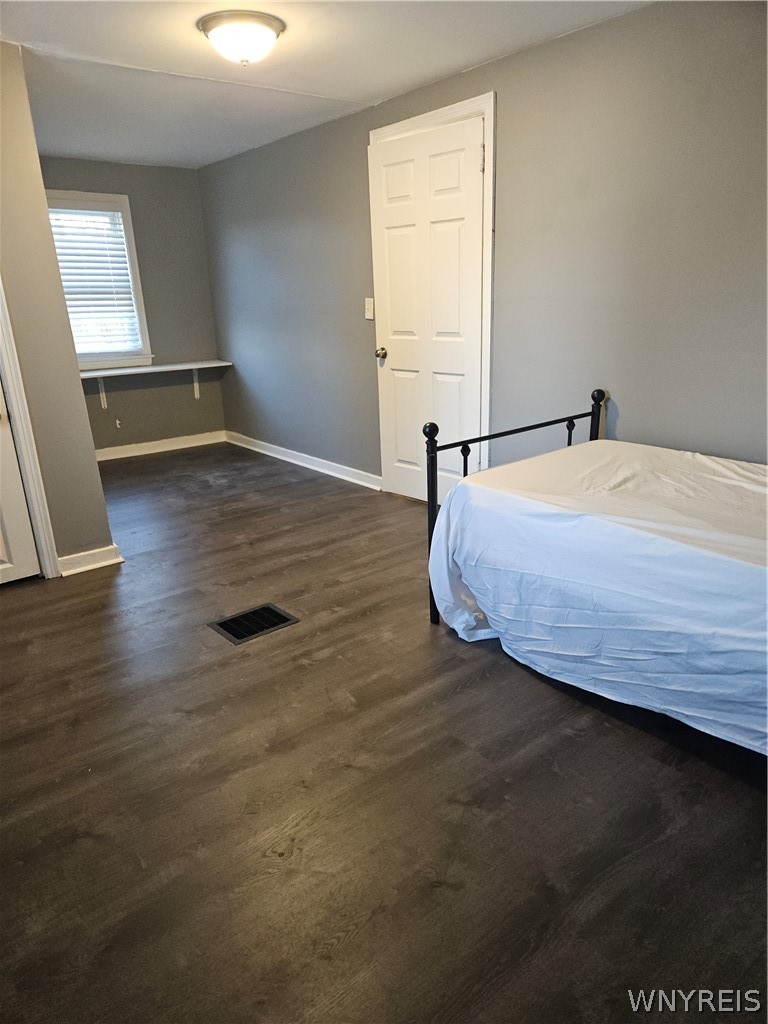 1214 Saunders Settlement Road Lewiston, NY 14305 - Photo 13 of 21 2nd floo 2ndr bedroom