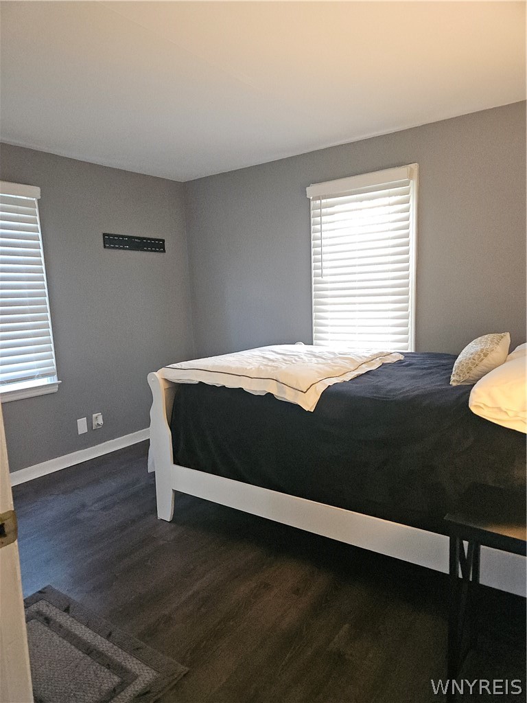 1214 Saunders Settlement Road Lewiston, NY 14305 - Photo 9 of 21 1st floor bedroom
