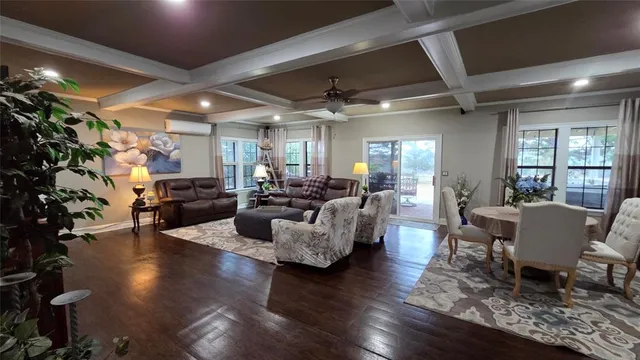 $725,000 | 236 Charlie Cannon Road, Coushatta, LA 71019