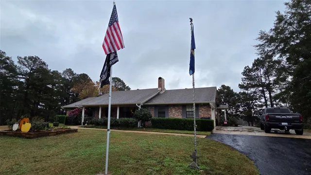 $725,000 | 236 Charlie Cannon Road, Coushatta, LA 71019