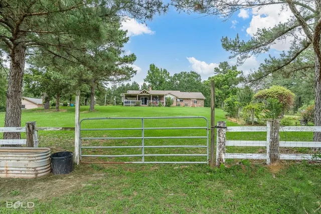 $725,000 | 236 Charlie Cannon Road, Coushatta, LA 71019