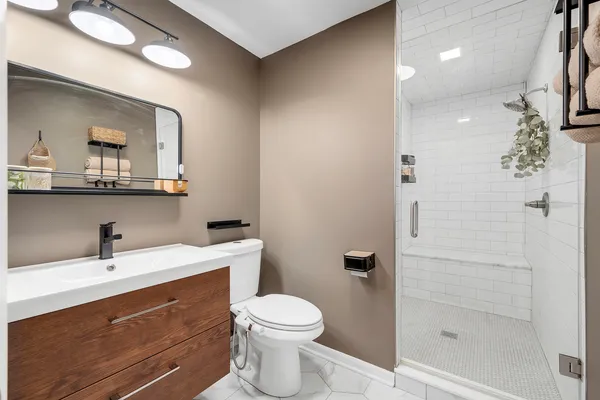 $485,000 | 6213 Leonard Avenue, Downers Grove, IL 60516