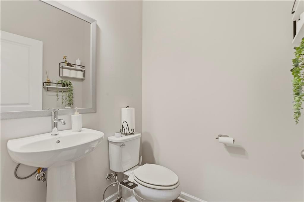 175 Archie Way Woodstock, GA 30188 - Photo 13 of 34