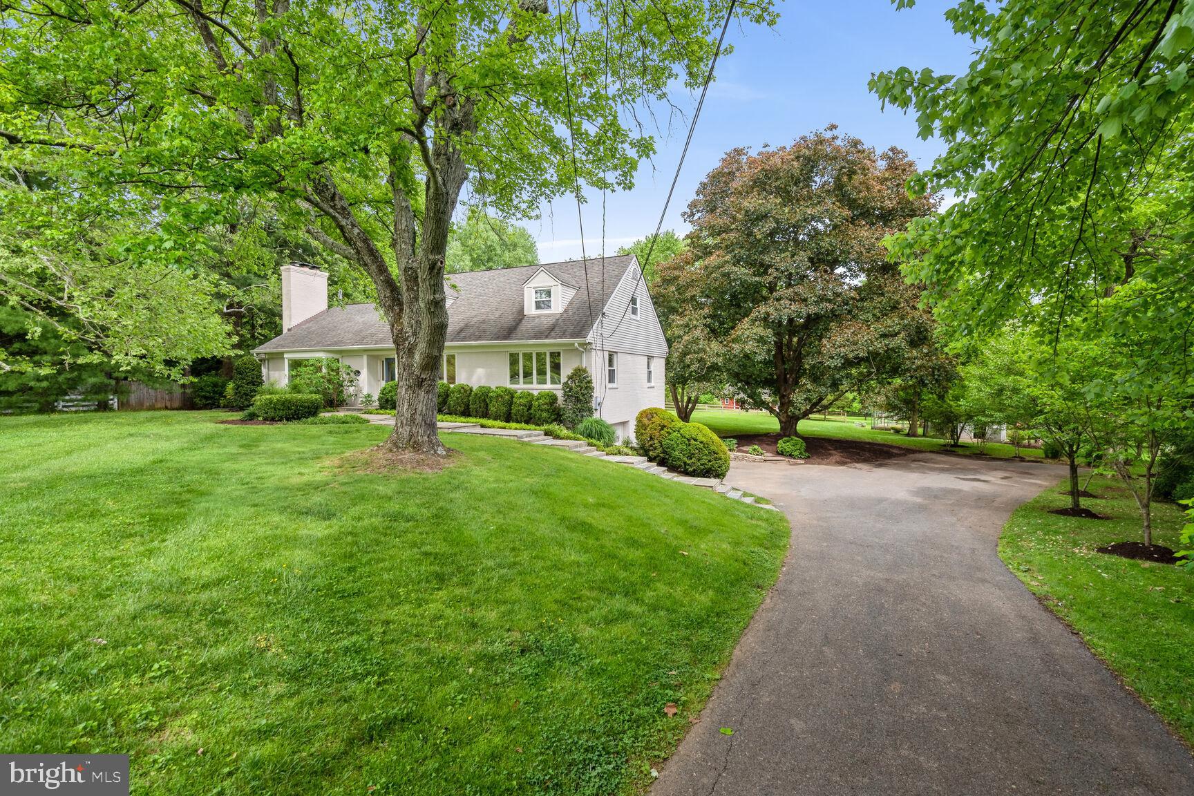 10911 Edison Road Potomac, MD 20854 - Photo 2 of 66 Front