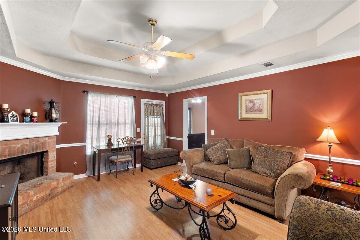 4424 Blake Circle Byram, MS 39272 - Photo 14 of 24 Living room