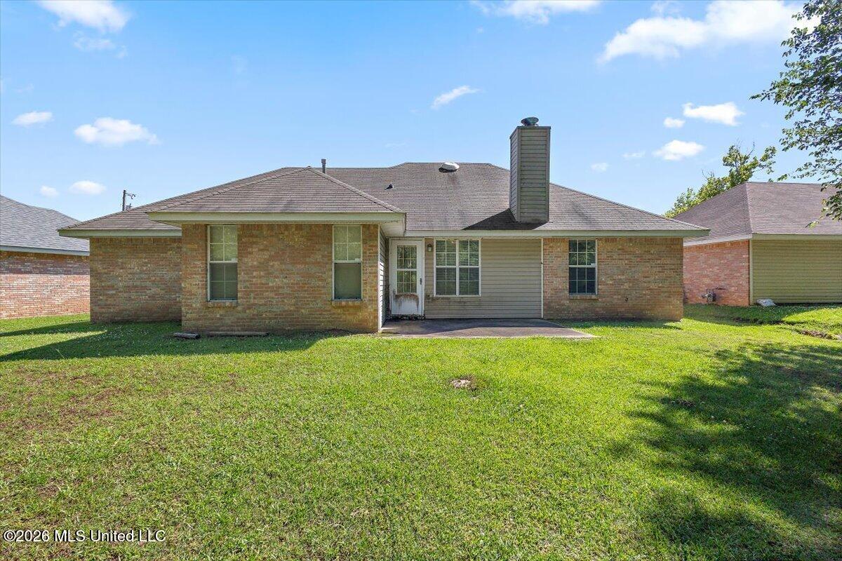 4424 Blake Circle Byram, MS 39272 - Photo 5 of 24 Back of Home