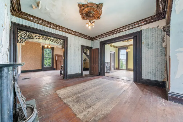 $249,900 | 4760 Highway 91, Oshkosh, WI 54904