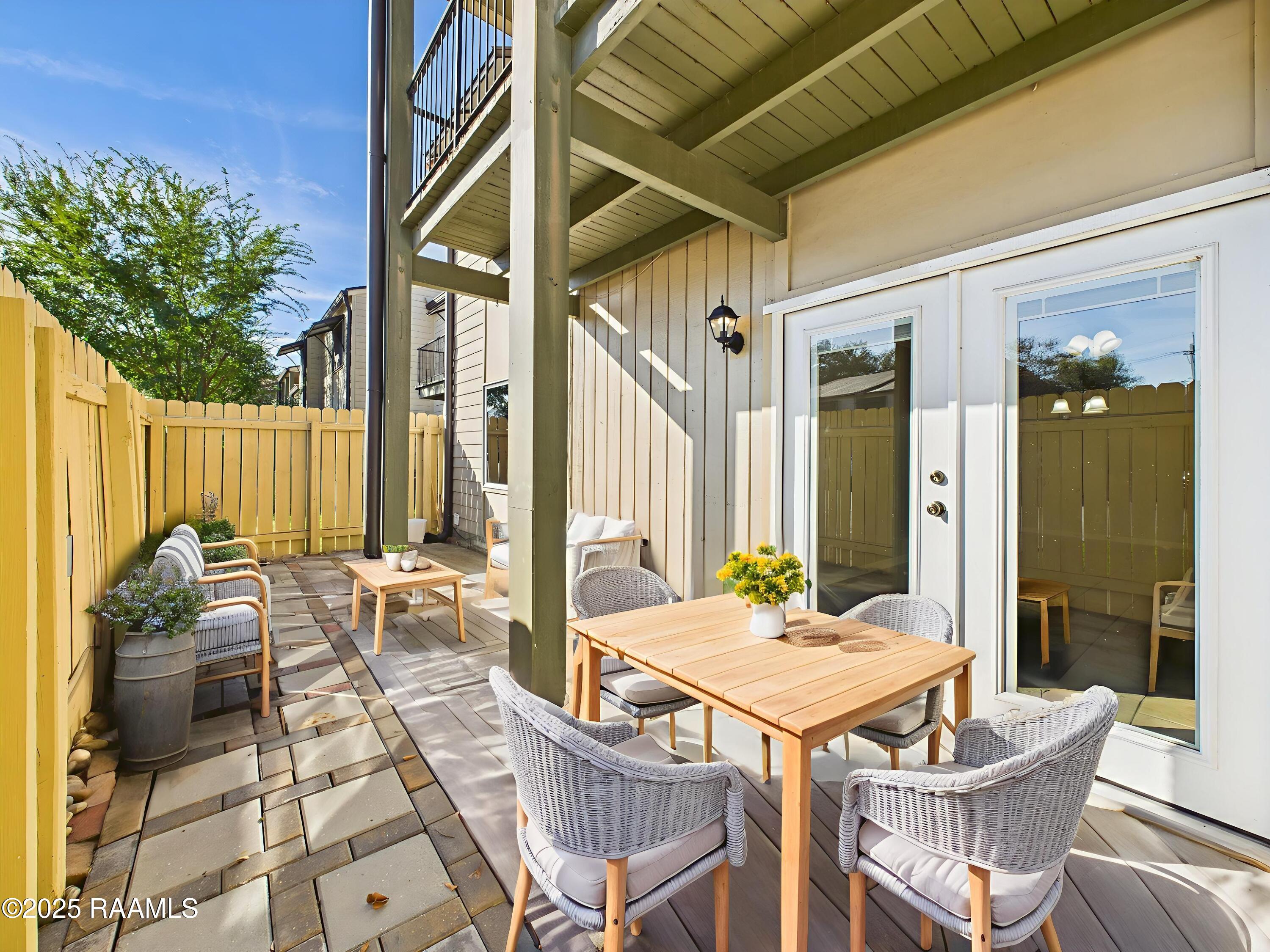 220 Doucet Road, Unit 128D Lafayette, LA 70503 - Photo 19 of 21 patio