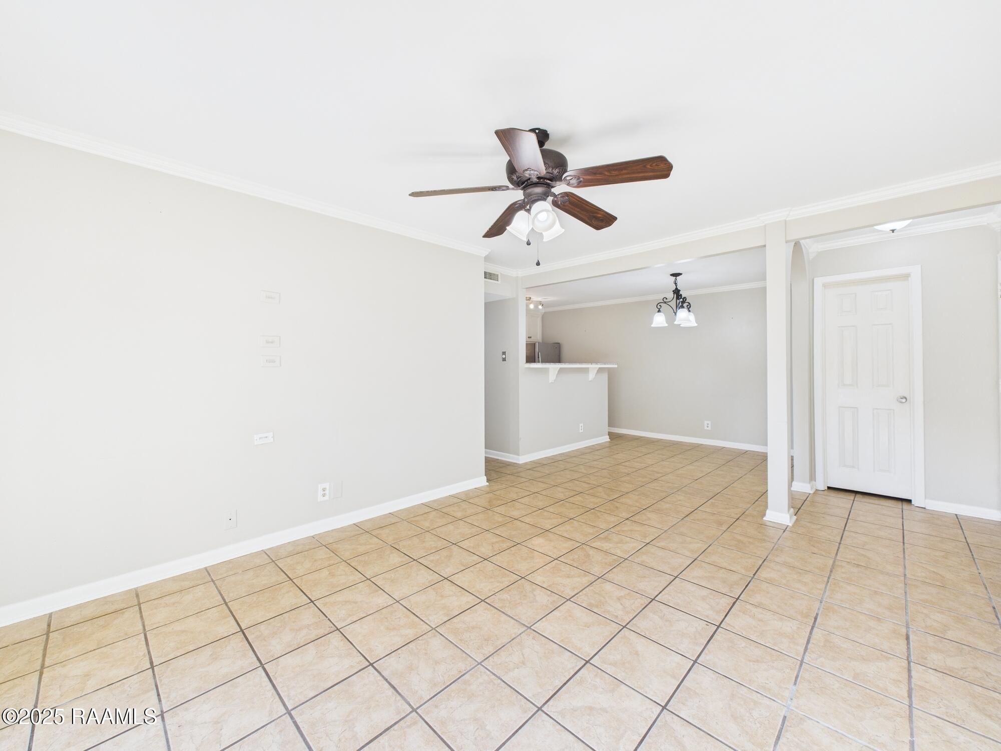220 Doucet Road, Unit 128D Lafayette, LA 70503 - Photo 4 of 21 CAM04246G0-PR0139-STILL002