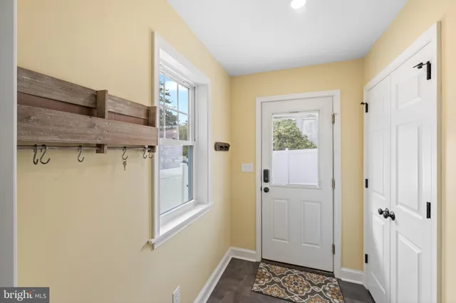 $3,200 | 3 Buttonwood Avenue, Malvern, PA 19355