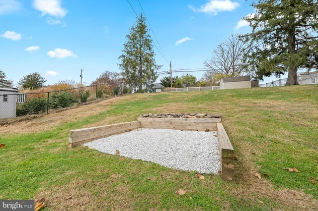 $3,200 | 3 Buttonwood Avenue, Malvern, PA 19355