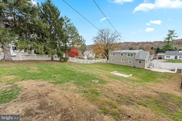 $3,200 | 3 Buttonwood Avenue, Malvern, PA 19355